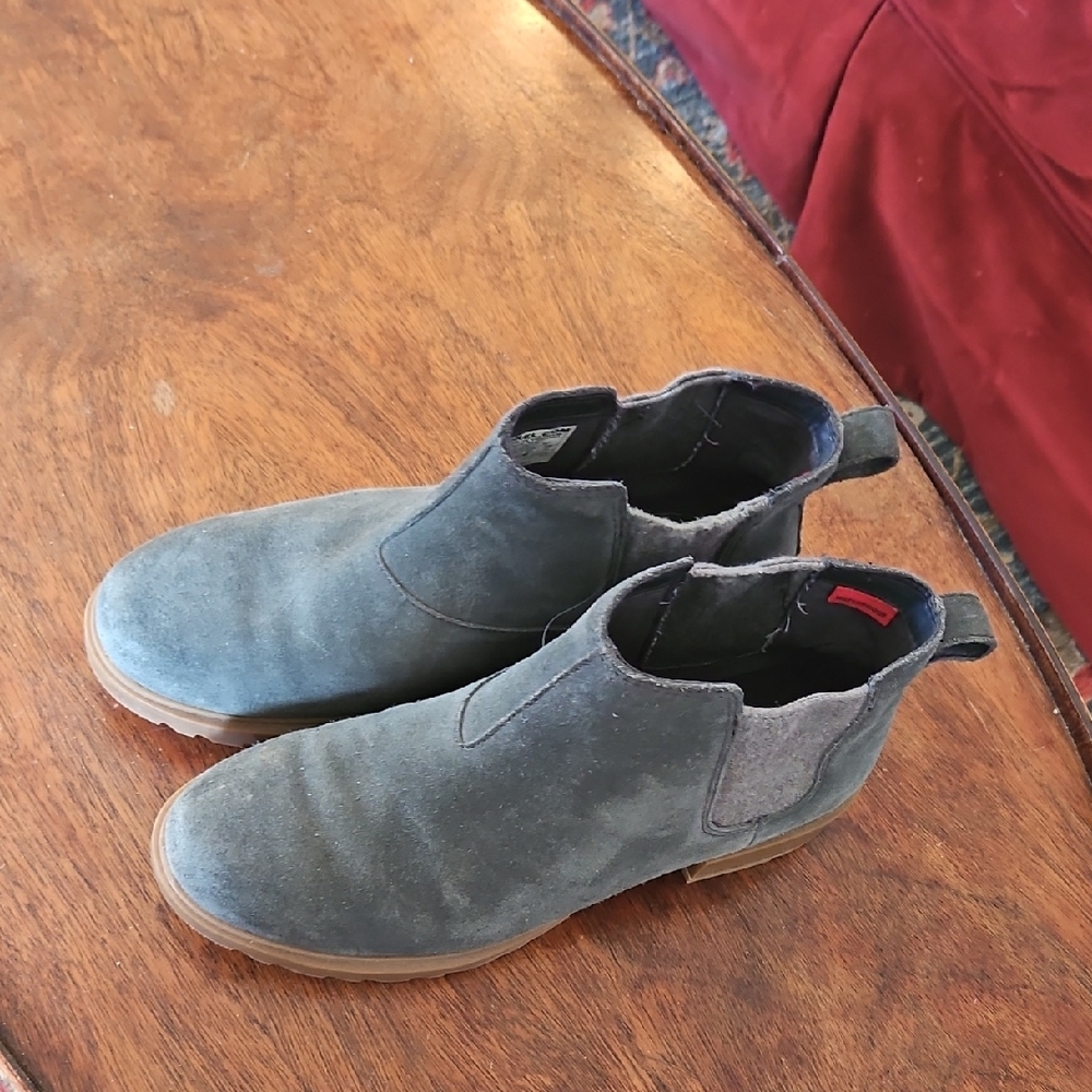 Womens gray Suede SOREL Boots